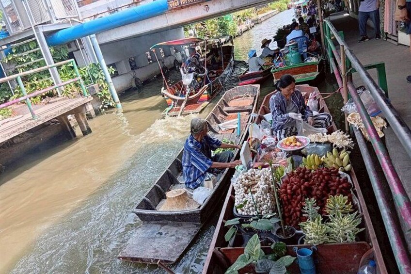Khlong Latmayom and Taling Chan Local Market with 3 Options 2