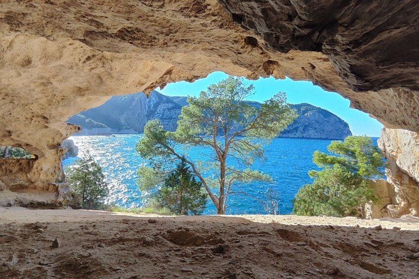 Coastal excursion to the Cave of Light with bath in Ibiza 4