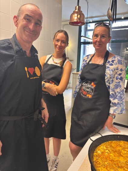 Picture 40 for Activity Madrid, Centro: Paella Cooking Class with Sangria & Tapas 2
