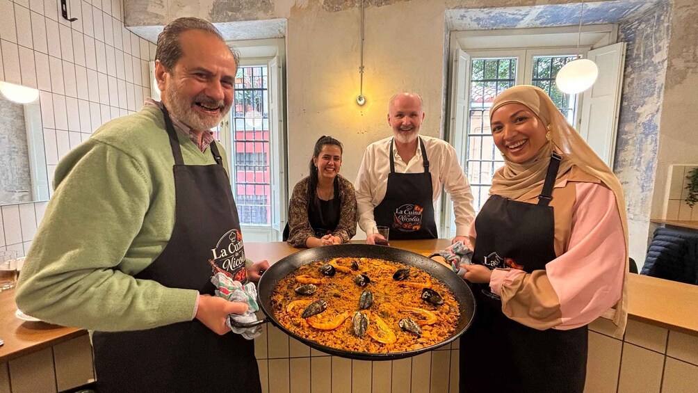 Picture 6 for Activity Madrid, Centro: Paella Cooking Class with Sangria & Tapas 4