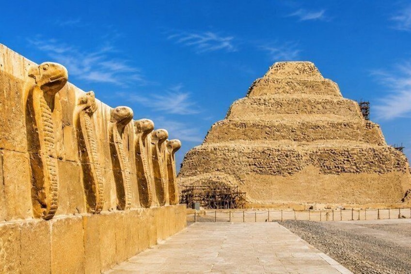 All inclusive Pyramids, Sphinx, Saqqara & Memphis Tour ,Lunch 2