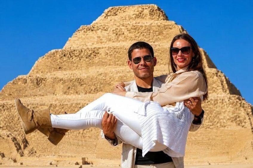 All inclusive Pyramids, Sphinx, Saqqara & Memphis Tour ,Lunch 4