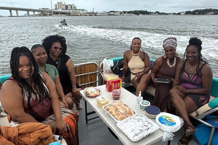 2 Hour Private Tiki Boat Cruises in Virginia Beach 2