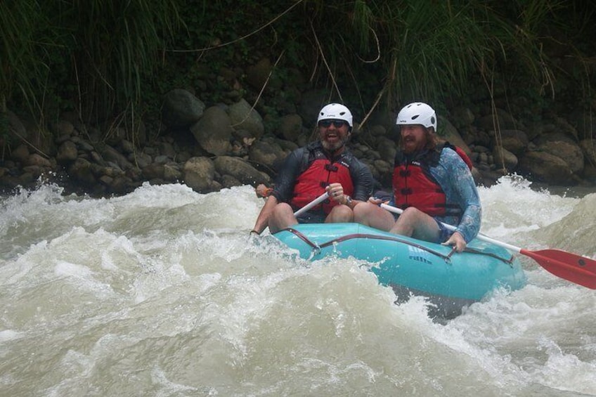 Savegre River White Water Rafting Class II to III 4