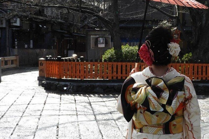 Private Kimono Dress & Gion (Geisha District) Walking Tour 5