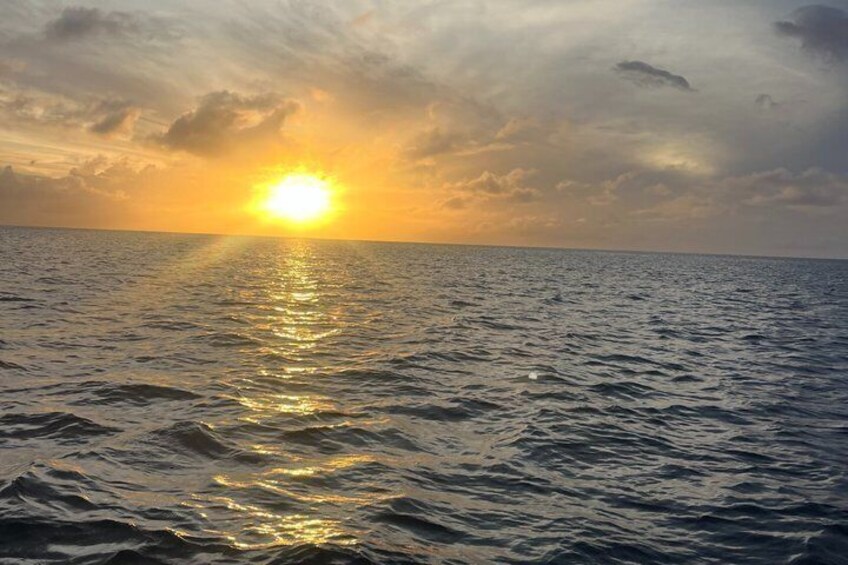 Luxury Sunset Cruise Experience Lucian Sunset Vibes 3