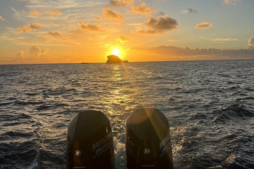 Luxury Sunset Cruise Experience Lucian Sunset Vibes 4