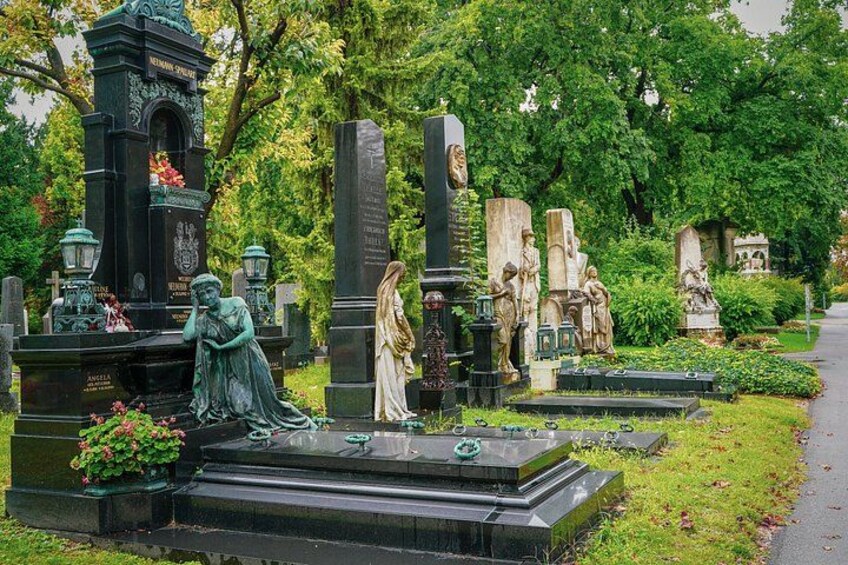 Vienna Central Cemetery Guided Tour Famous Graves and Stories 1