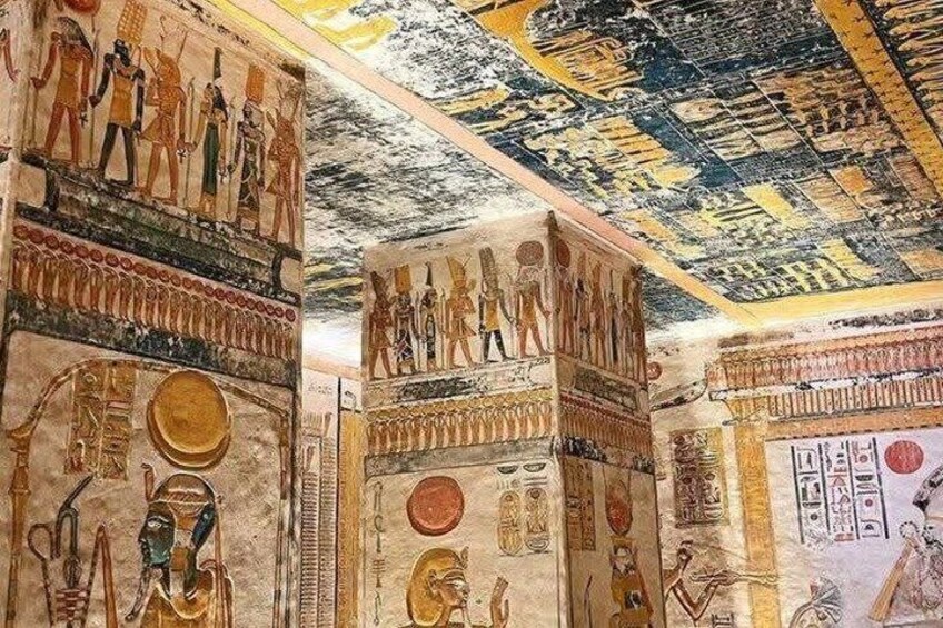 Luxor Full-Day Tour: Karnak, Valley of the Kings & Hatshepsut 2