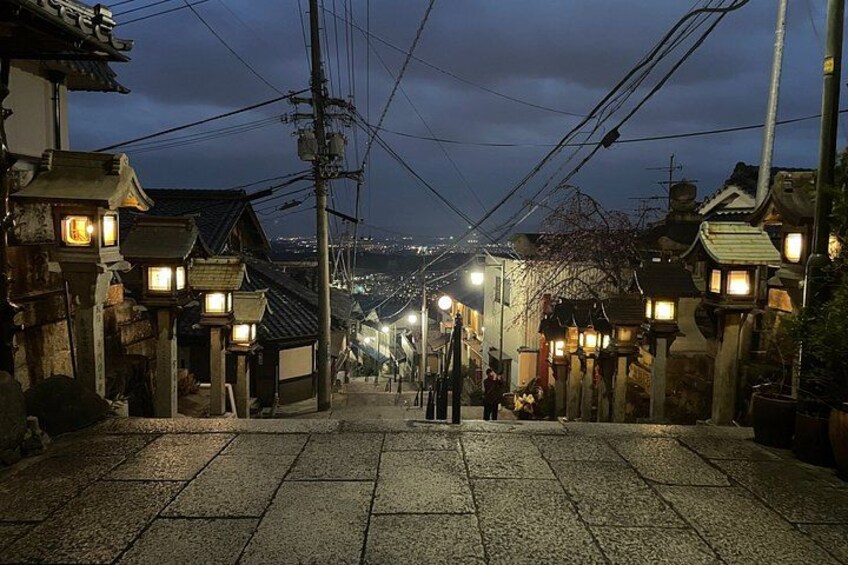 Ikoma Hozanji Temple Magical Night Walk Small Group 5