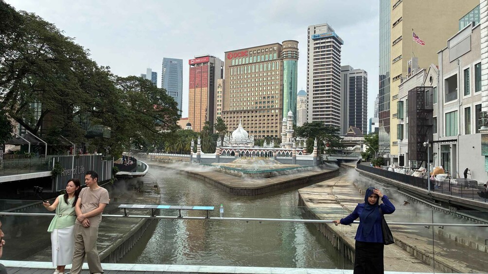 Picture 10 for Activity Kuala Lumpur: Chinatown & Central Market 3