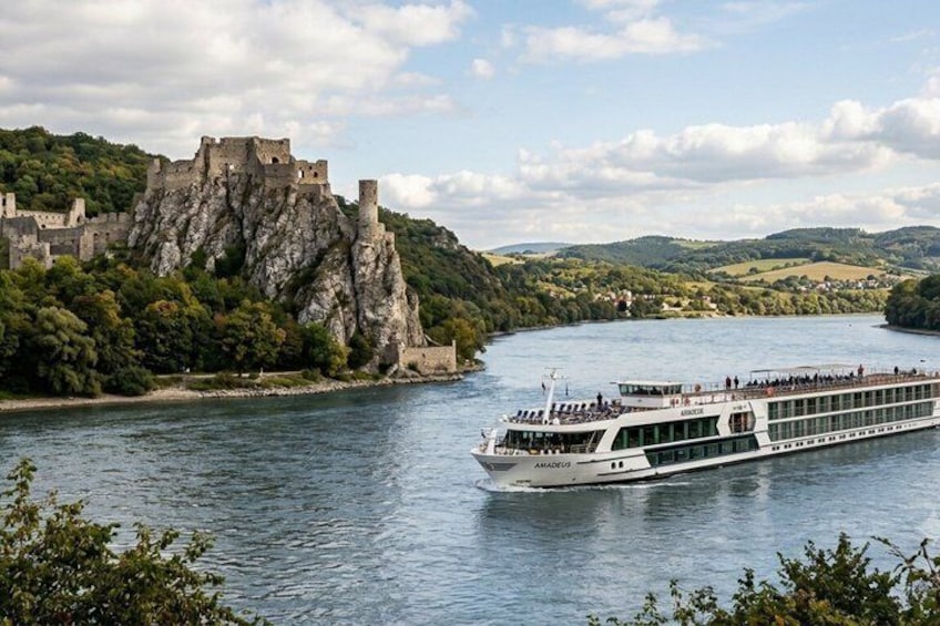 DAY TRIP & CRUISE Vienna, Budapest, Bratislava - 3 countries 2