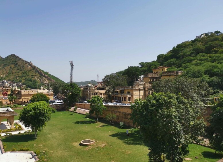 Picture 217 for Activity Private 6-Day Golden Triangle & Udaipur Luxury Tour 4