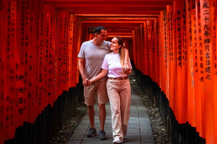 Kyoto: Private Fushimi Inari Early Bird Guided Walking Tour 1