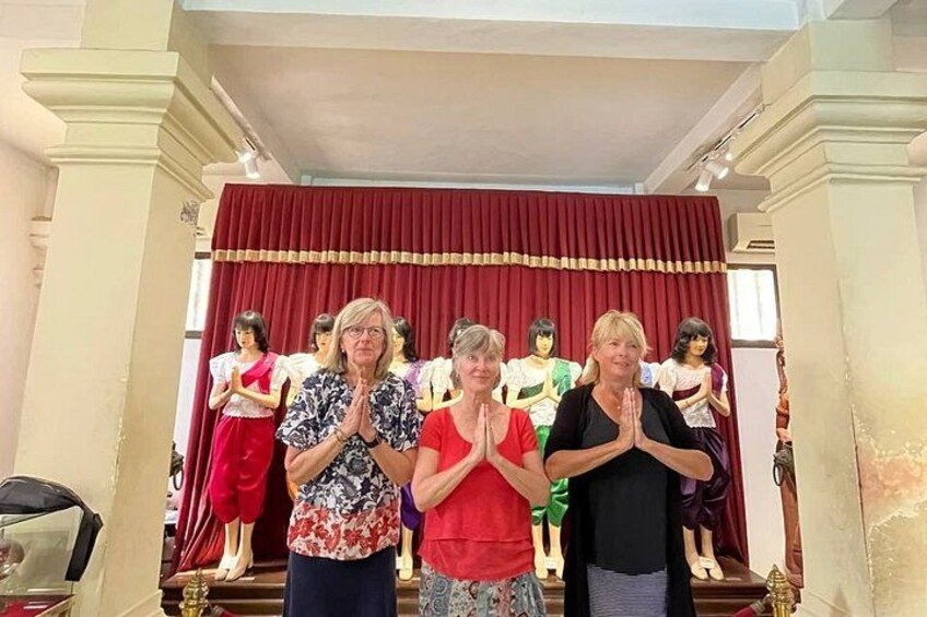 Private City Tour of Phnom Penh 3