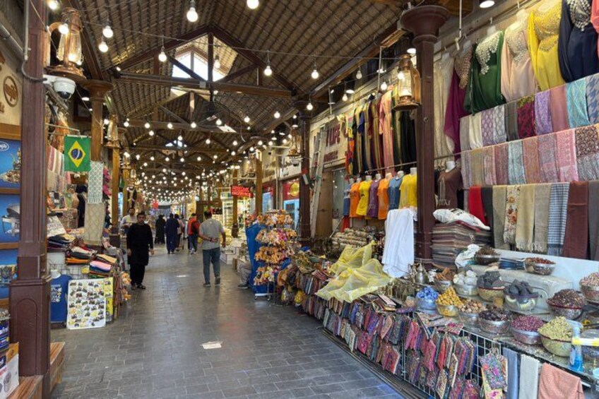 Old Dubai Walking Tour with Abra Ride Gold Spice Souks and Snacks 5