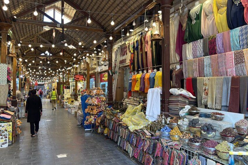 Old Dubai Walking Tour with Abra Ride Gold Spice Souks and Snacks 5