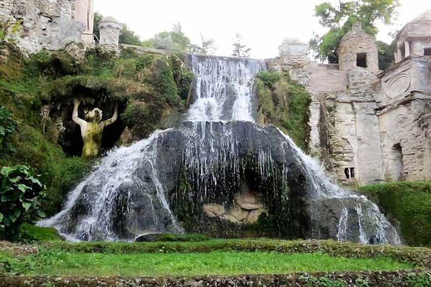 Private Trip to Villa Gregoriana and Hadrian's Villa from Rome 4