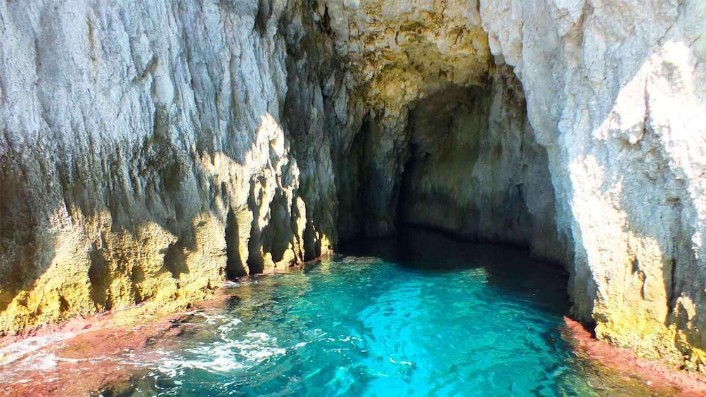 Syracuse: 2-Hour Boat Tour of Ortygia, Caves, and Plemmirio 2