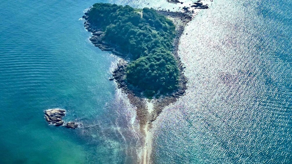 Picture 19 for Activity Hong Kong: Sai Kung Geopark Private Boat Tour & Pickup 2