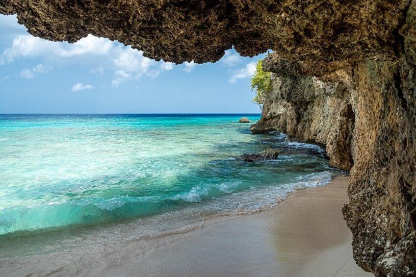Beach Hopping with DLN Excursions 1