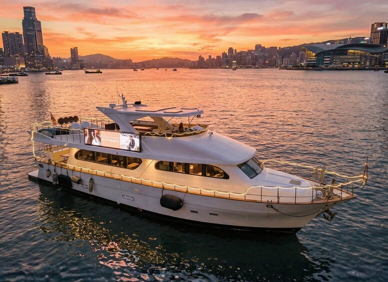 Hong Kong: Victoria Harbour Symphony of Lights Cruise&Drinks 2