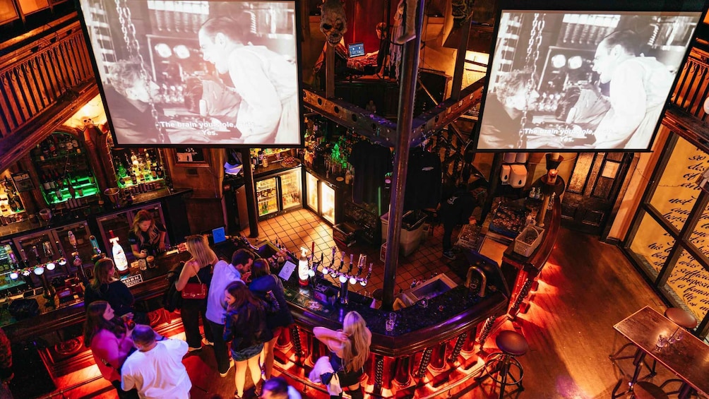 Picture 3 for Activity Edinburgh: 7 Bar Pub Crawl with 7 Shots & Discounts 2