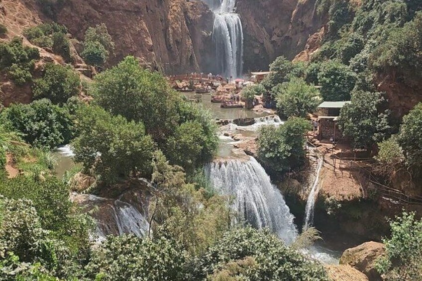 Marrakech Ouzoud Waterfalls Trip with the Group 3