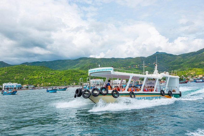 Snorkeling Tour Vinh Hy Bay Hidden Waterfall from Mui Ne 1