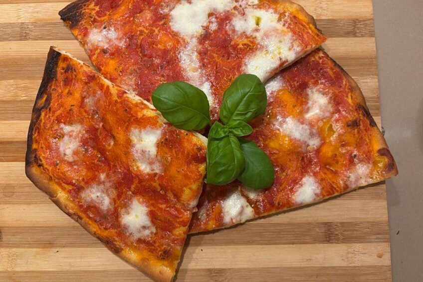 Cortona Cooking Class: Make Fresh Pasta or Pizza with Giada 5