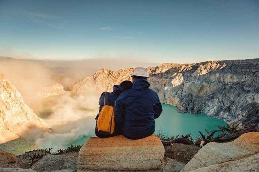 Mount Ijen Volcano Blue Fire Experience from Bali 4