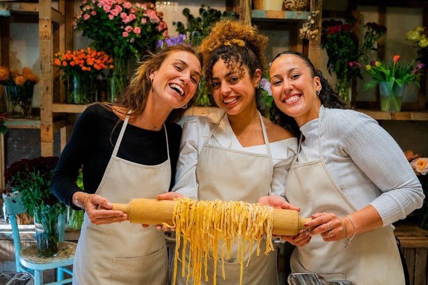 Bari Award-Winning Chef Pasta, Tiramisu and Gelato Class 1