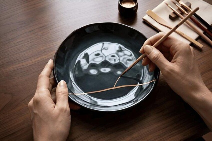 Kyoto Kintsugi Gold Repair Pottery Class 5
