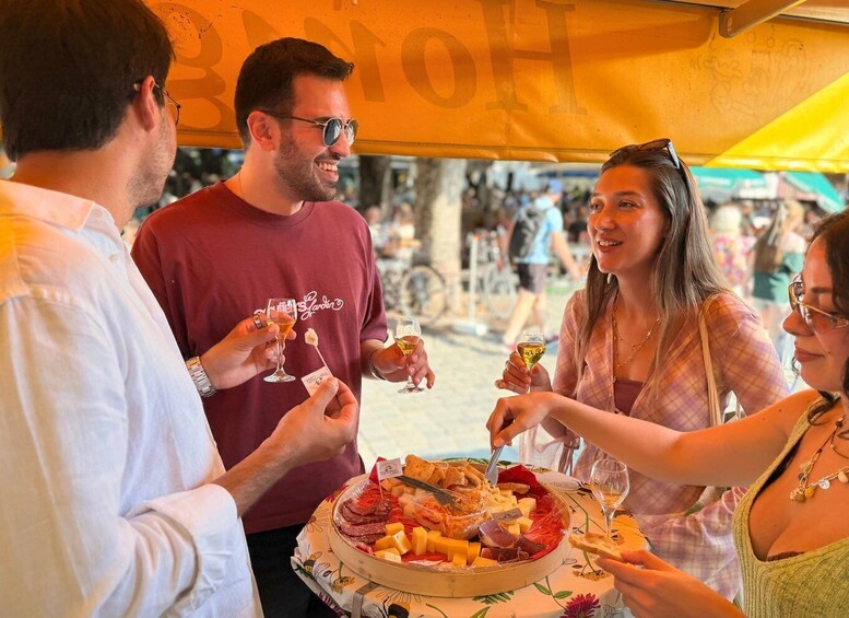 Munich: Eat Like a Local! Food Tour with Beer & Dessert 1
