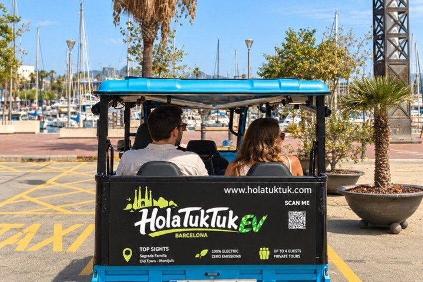 Barcelona Electric Tuk Tuk Private Tour with View 5