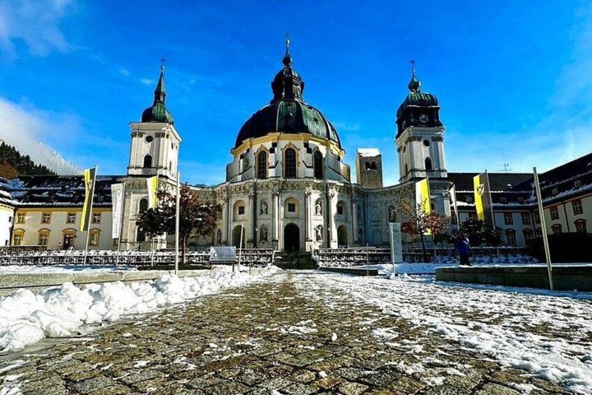 Private Guided Daytrip to Neuschwanstein Linderhof and Ettal 2