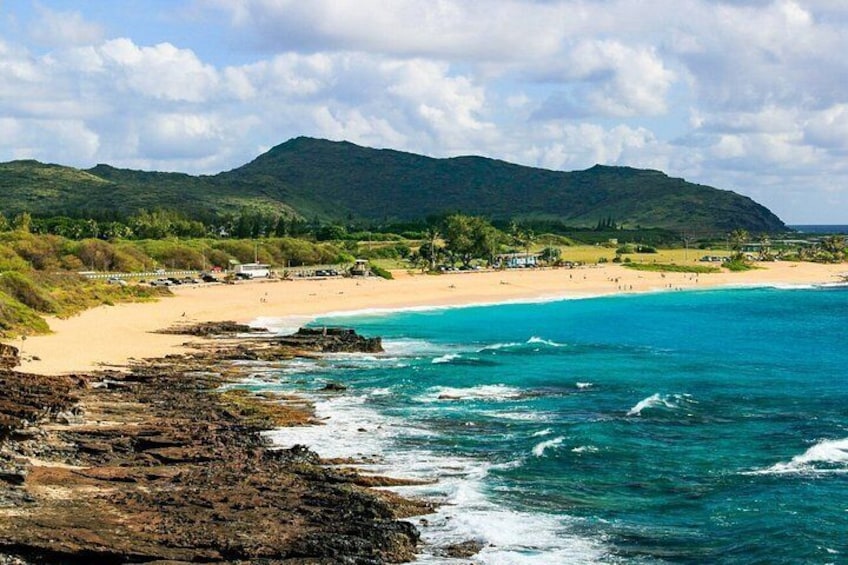 Oahu Full-Day Island Tour and Rock-A-Hula Waikiki Show Package 4