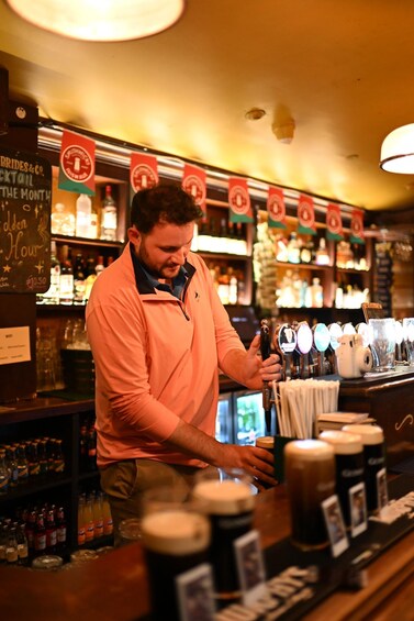 Picture 8 for Activity Galway: Walking Tour & Pour Your Own Perfect Pint 2