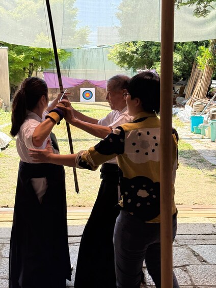 Kyoto National Treasure Temple Tour & Japanese Archery 1