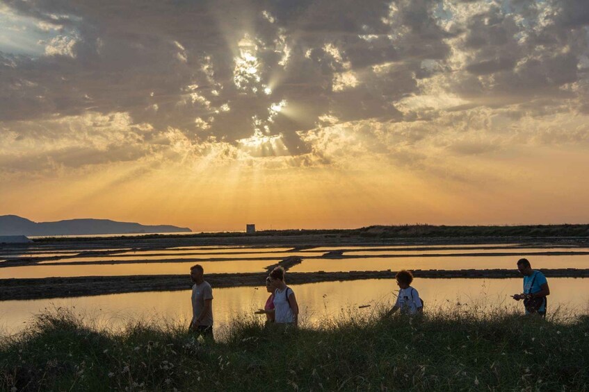 Zen Sunset at the Salt Pans: Cunzato Bread Workshop in the Sicilian Garden 1