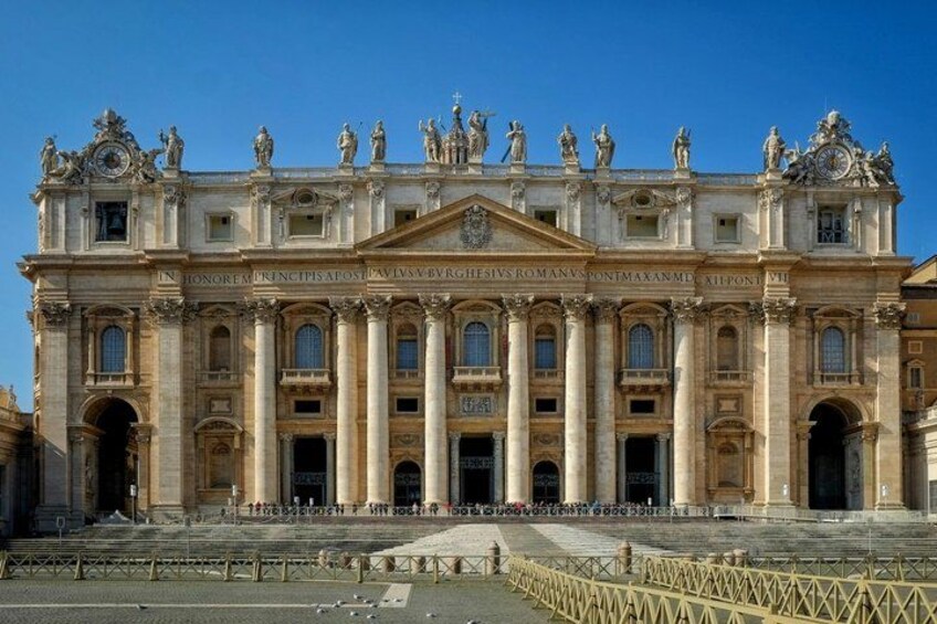 Vatican City: St. Peter's Basilica Priority Entry & Audio Guide 2