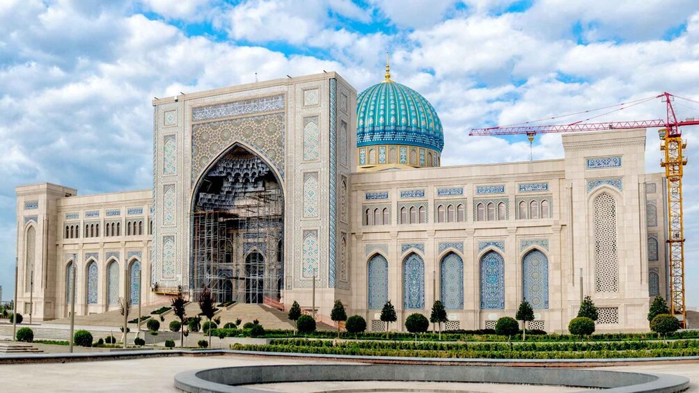 Picture 1 for Activity Tashkent City Walking Tour: Old Town, Metro & Local Life 4