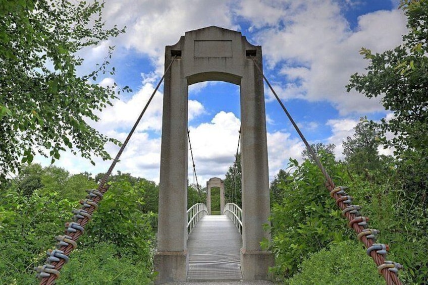 Self Guided Walk & Drive Audio Tour St. Louis & Gateway Arch NP 3