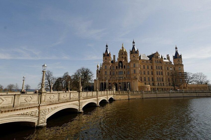 From Seaside to Fairytale: Warnemunde and Schwerin Day Tour 1