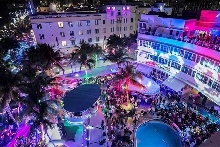 Miami Pub Crawl and Clubbing Experience 1