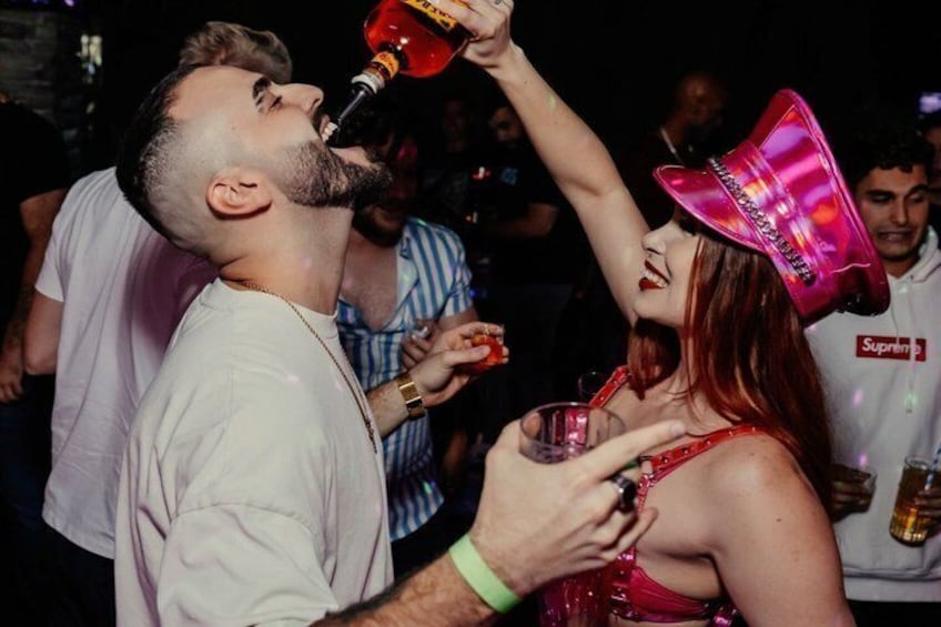 Miami Pub Crawl + Clubbing Experience 2