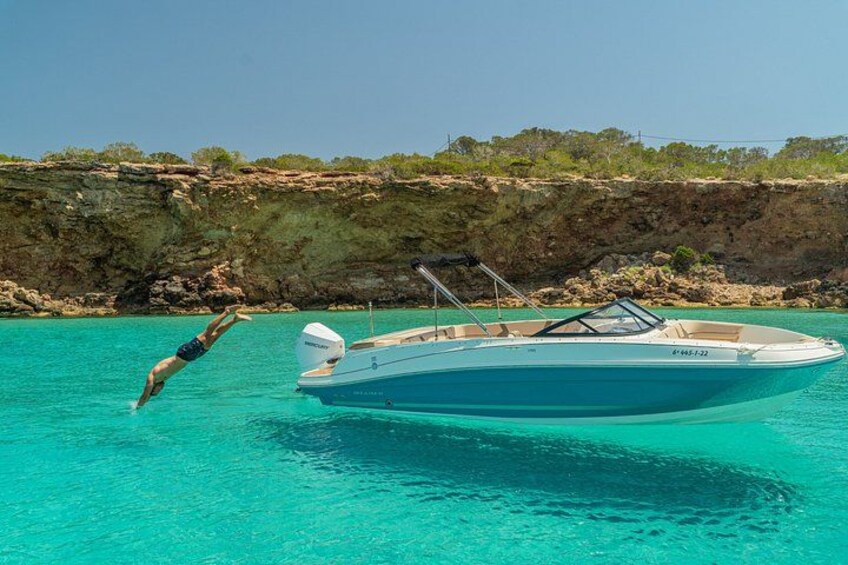 Private Boat Tour: Cala Bassa, Comte and Hidden Coves 1