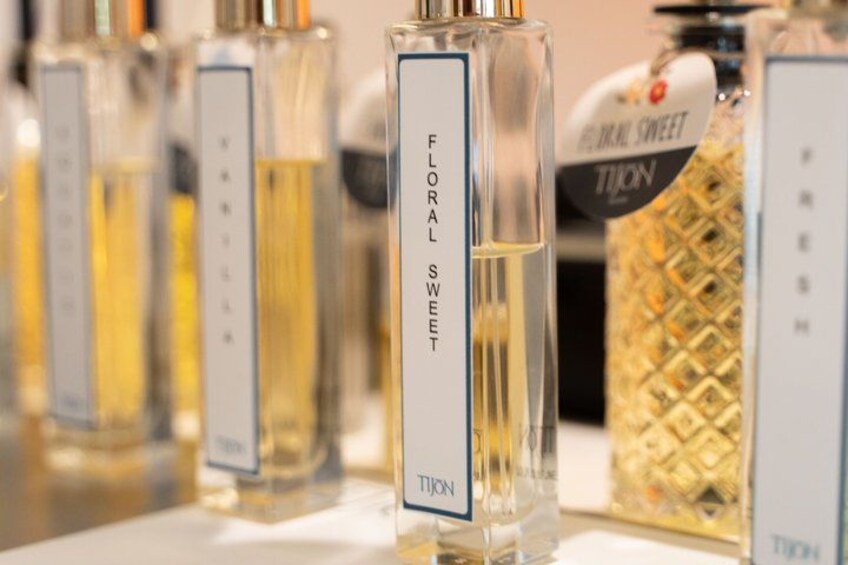 Miami Perfume Bar - Create Your Own Perfume 4