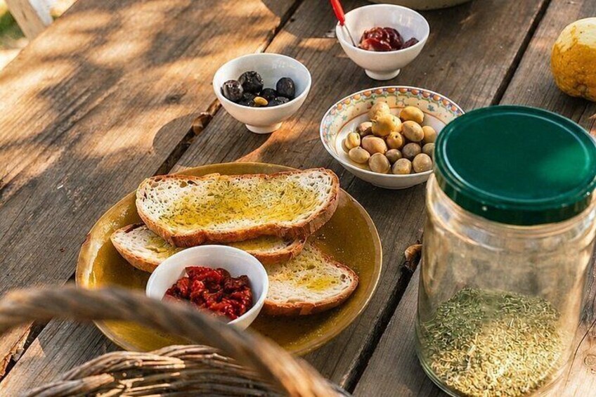 Olive Oil Tasting and Farm Tour in a Regenerative Sicilian Farm 3
