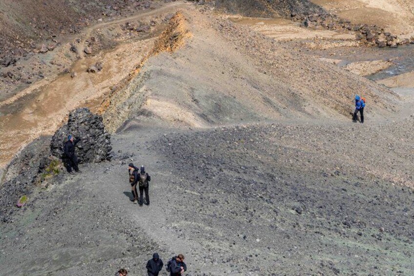 Reykjavík: Landmannalaugar & Valey of Tears Hiking with SuperJeep 4